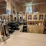Trzy Sroczki Bed and breakfast 3*