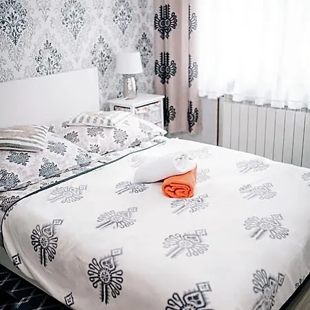 Nocleg ze śniadaniem Trzy Sroczki