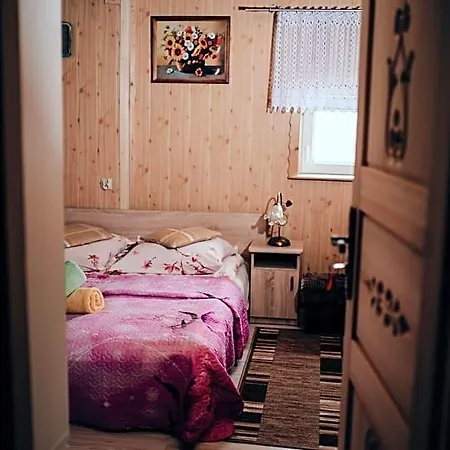 Nocleg ze śniadaniem Trzy Sroczki